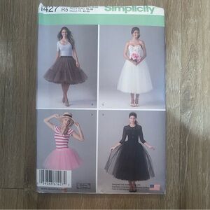 Simplicity 1427 Misses Tulle Skirt in 3 lengths Sewing Pattern Size: 4-12  UNCUT